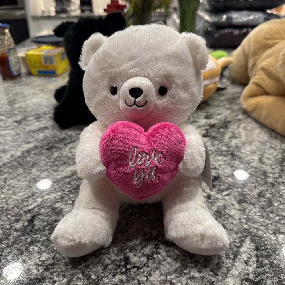 New Hallmark White Plush Teddy Bear w/ Heart 8" Stuffed Animal I Love You Bear